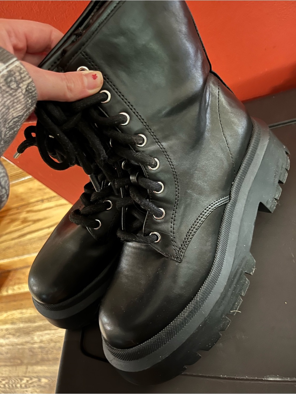 Black Women's Lace-Up Platform Boots